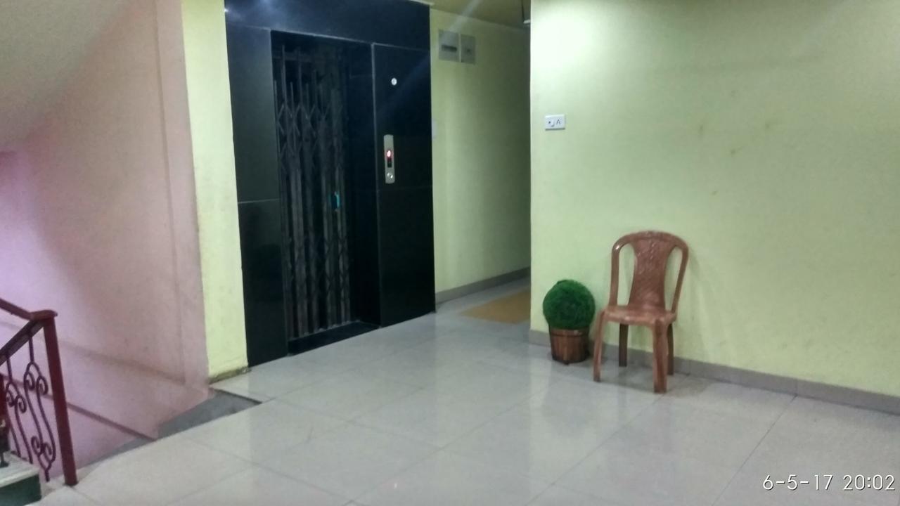 Hotel Varsa Dibrugarh Экстерьер фото