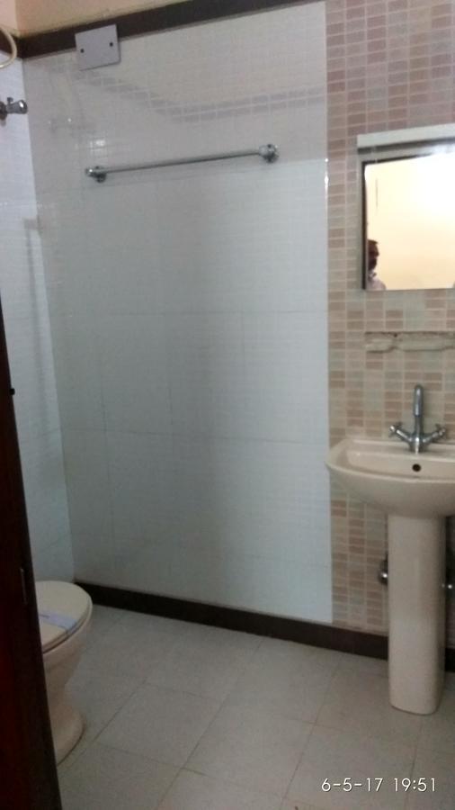 Hotel Varsa Dibrugarh Экстерьер фото