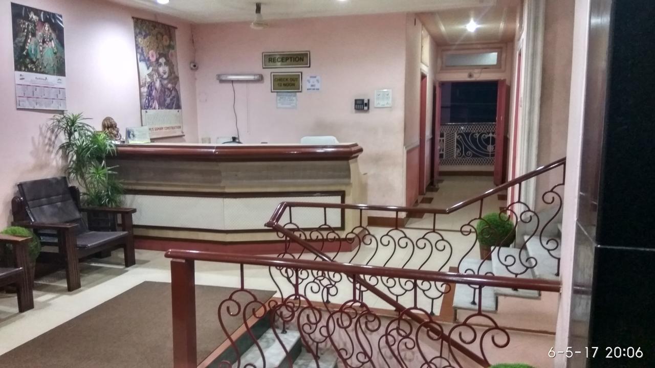 Hotel Varsa Dibrugarh Экстерьер фото